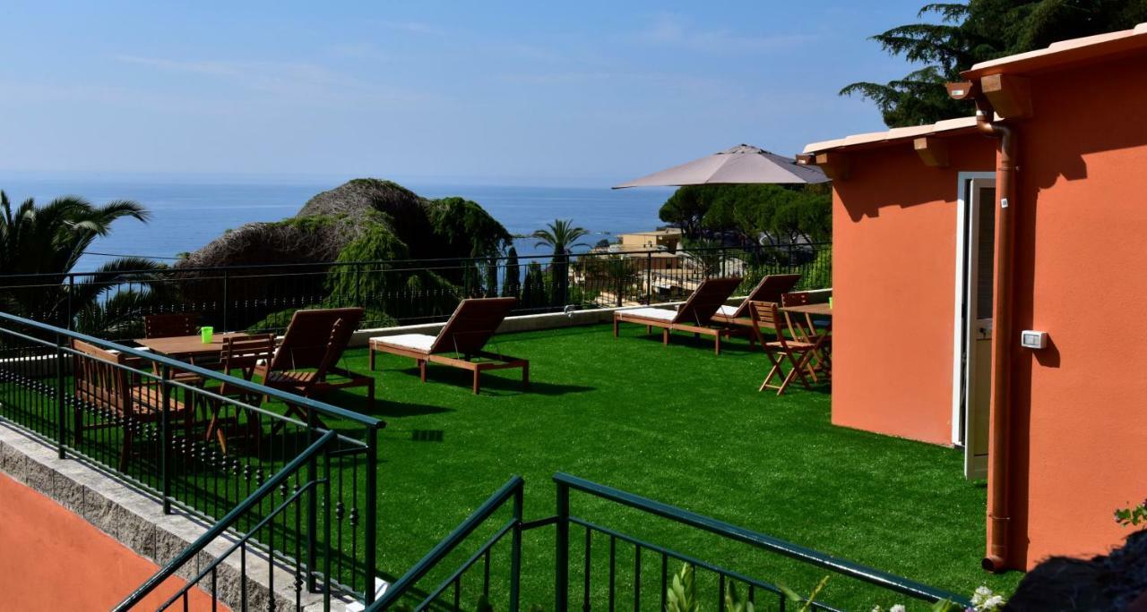 Agriturismo Un Mare Di Fiori Villa Ventimiglia Eksteriør billede