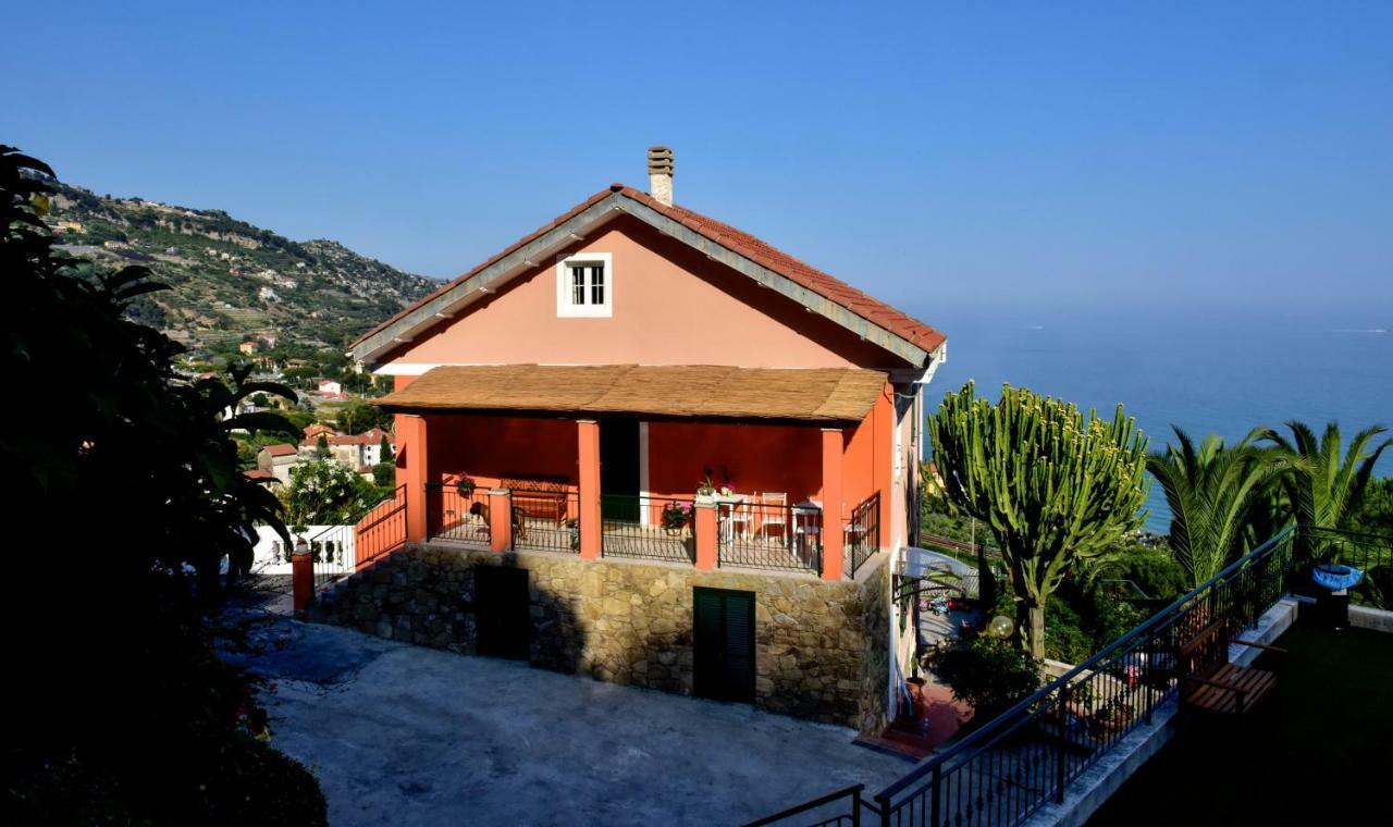 Agriturismo Un Mare Di Fiori Villa Ventimiglia Eksteriør billede