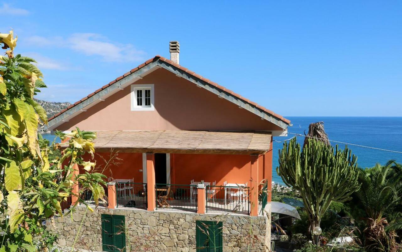 Agriturismo Un Mare Di Fiori Villa Ventimiglia Eksteriør billede